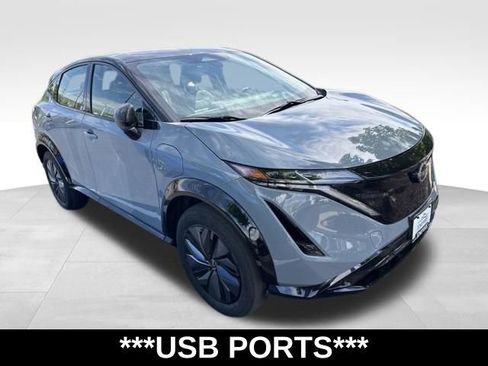Used 2024 Nissan Ariya AWD image 5
