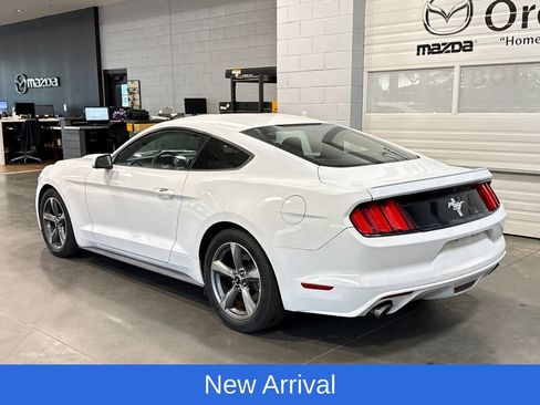 Used 2016 Ford Mustang Coupe w/ Equipment Group 051A RWD image 19