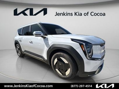 New 2026 Kia EV9 Wind
