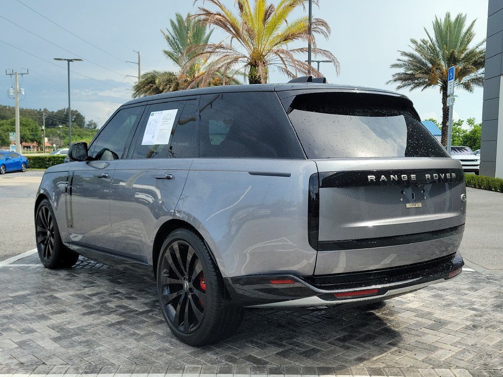 Certified 2023 Land Rover Range Rover SE AWD/4WD image 3
