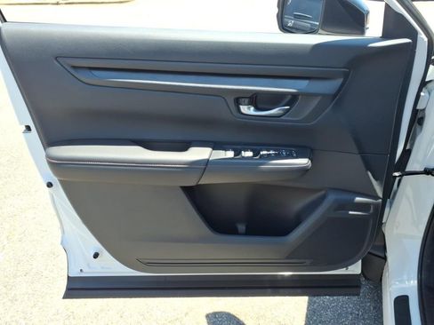 Used 2026 Honda CR-V Sport image 9