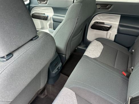 New 2026 Ford Maverick XLT image 4