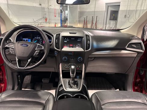 Used 2017 Ford Edge SEL w/ Equipment Group 201A AWD/4WD image 38