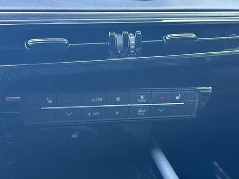 Used 2022 Toyota Mirai w/ Advanced Technology Package RWD image 23