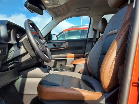 Used 2023 Ford Bronco Sport Outer Banks image 4