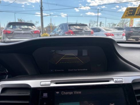 Used 2017 Honda Accord EX-L image 11