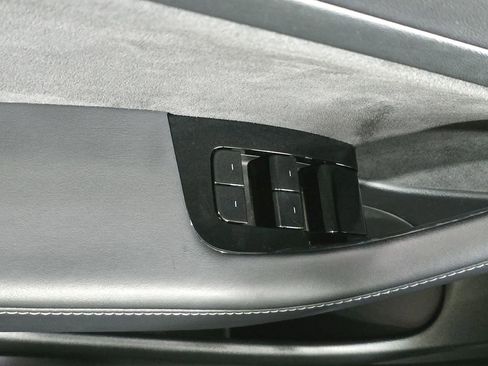 Used 2020 Tesla Model 3 Standard Range Plus image 21