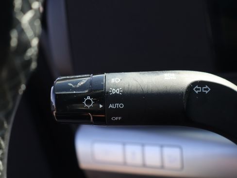 Used 2025 Hyundai Kona SEL image 37