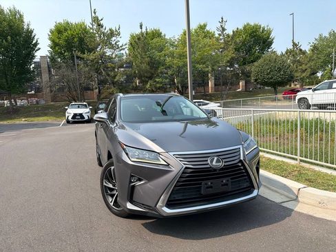 Used 2017 Lexus RX 350 AWD w/ Luxury Package image 3
