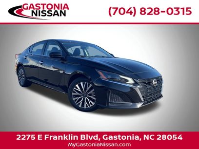Used 2023 Nissan Altima 2.5 SV
