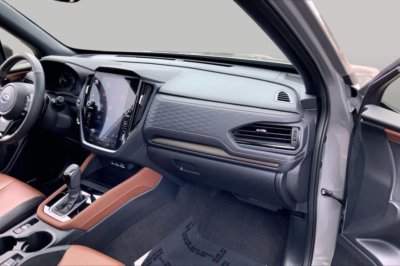 Used 2025 Subaru Forester Touring AWD/4WD image 19