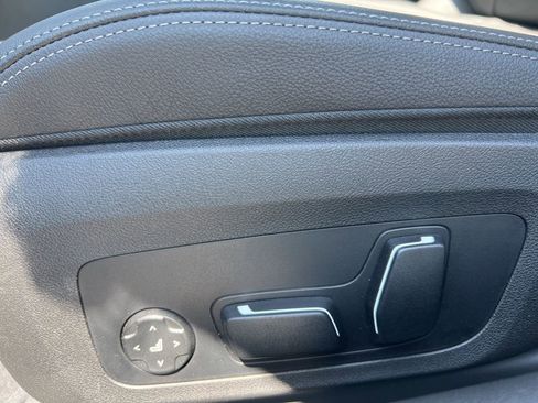 Certified 2025 BMW M240i Coupe image 12