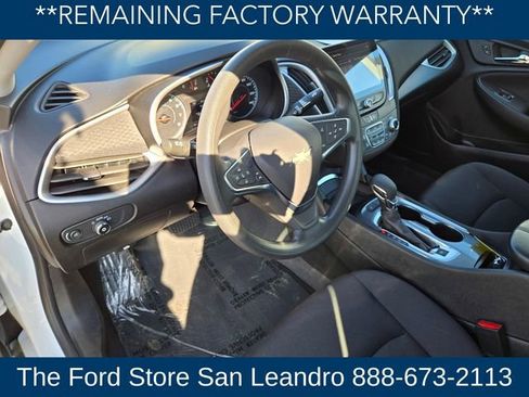Used 2024 Chevrolet Malibu LT image 3