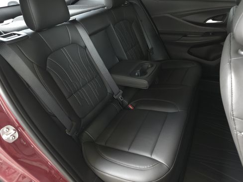 New 2026 Buick Envista Sport Touring FWD image 33