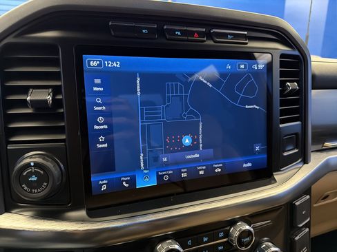 Used 2022 Ford F150 Lariat w/ Equipment Group 502A High image 20