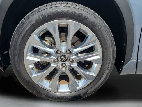 Used 2023 Toyota Highlander Limited FWD image 26