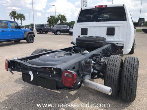 New 2026 RAM 3500 Tradesman w/ Chrome Appearance Group image 22