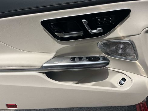Certified 2024 Mercedes-Benz CLE 300 4MATIC Cabriolet image 15