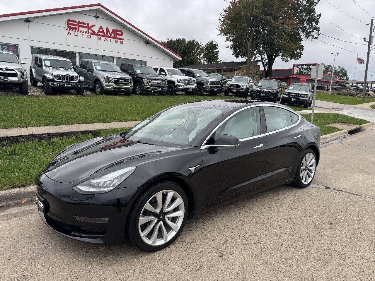 Used 2018 Tesla Model 3 Long Range AWD/4WD image 1