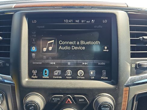 Used 2016 RAM 1500 Laramie AWD/4WD image 18