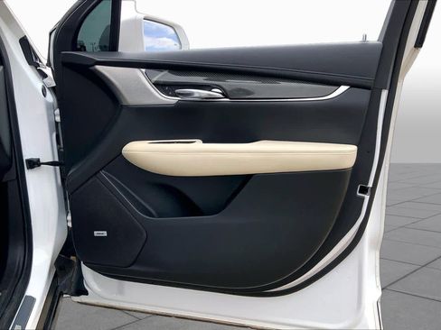 Used 2020 Cadillac XT6 Sport AWD/4WD image 23