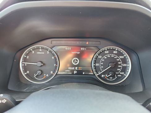 Used 2023 Mitsubishi Outlander ES AWD/4WD image 16