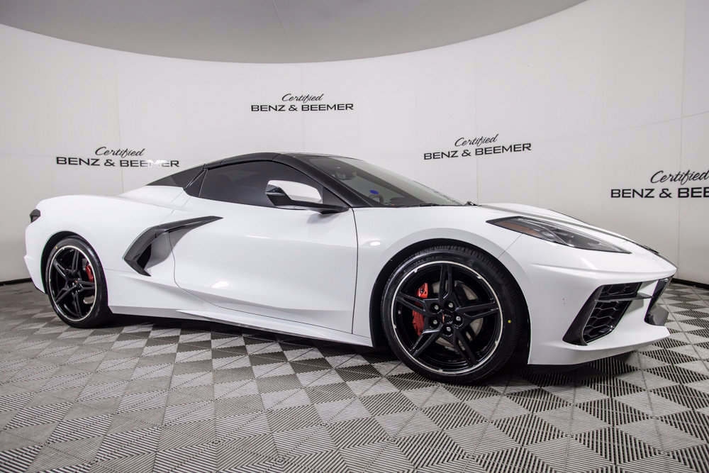 Used 2021 Chevrolet Corvette Stingray Preferred Conv w/ 2LT RWD image 2