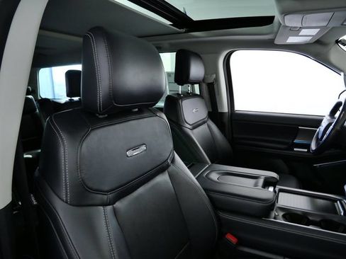 Certified 2025 Ford Expedition Platinum AWD/4WD image 41