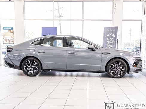 Used 2025 Hyundai Sonata SEL FWD image 9