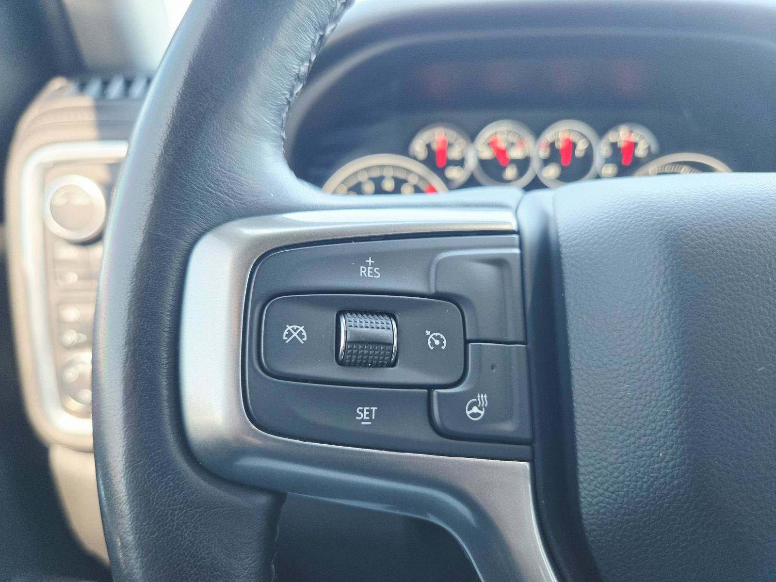 Used 2021 Chevrolet Silverado 1500 RST AWD/4WD image 23