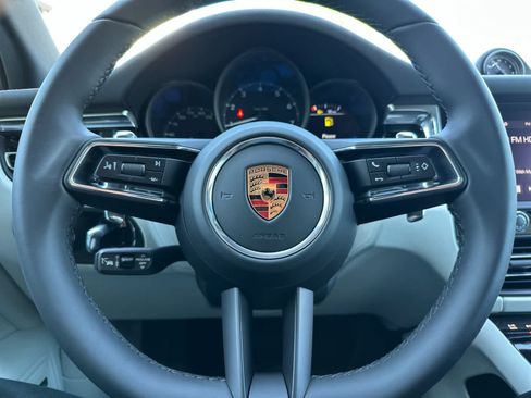 New 2026 Porsche Macan AWD/4WD image 25