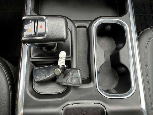 Certified 2022 Chevrolet Silverado 1500 RST w/ Rally Edition image 16