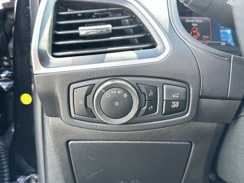 Used 2023 Ford Edge ST-Line AWD/4WD image 17