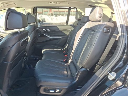 Used 2026 BMW X7 xDrive40i image 7