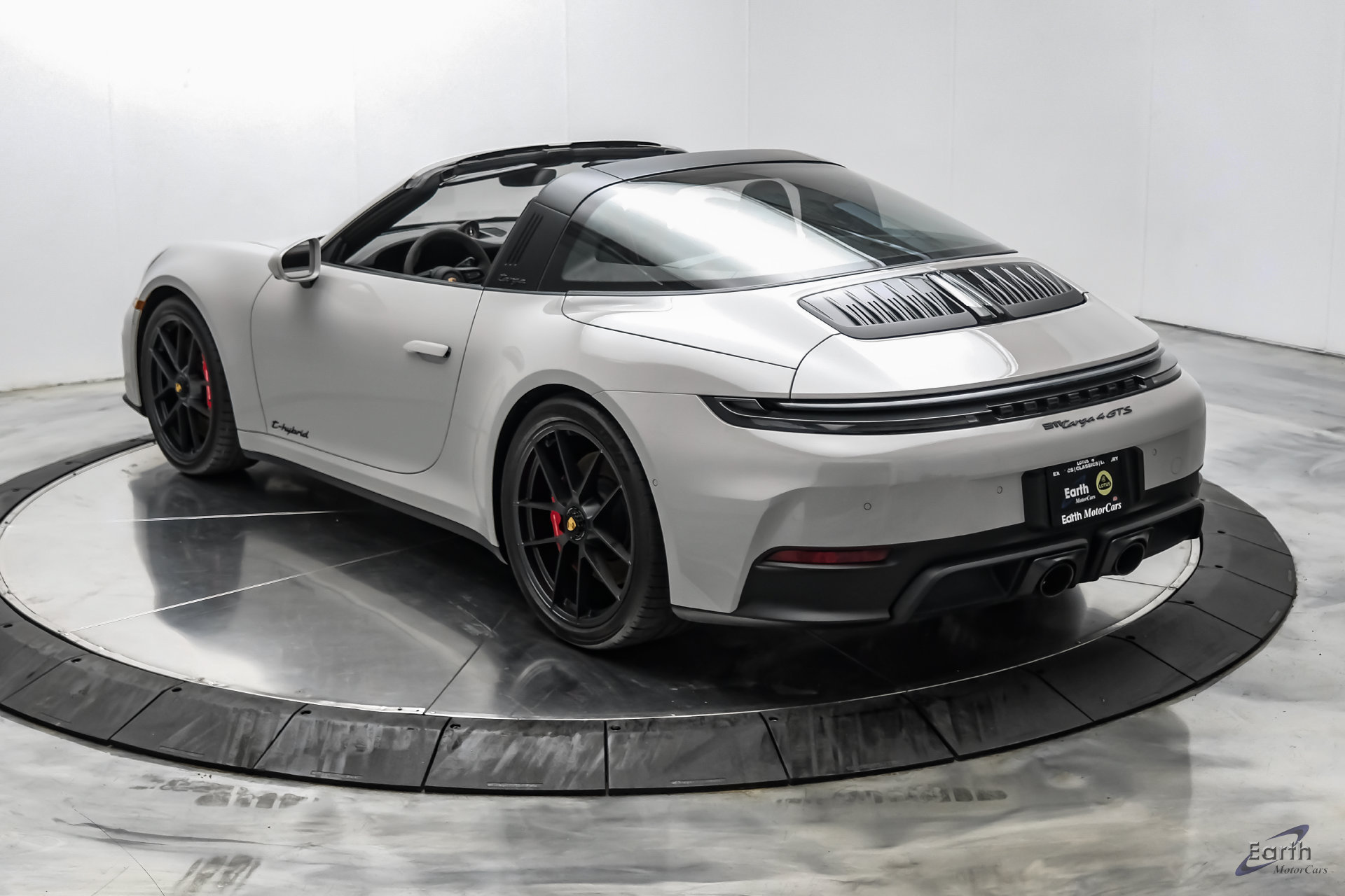 Used 2025 Porsche 911 Targa 4 GTS AWD/4WD image 14