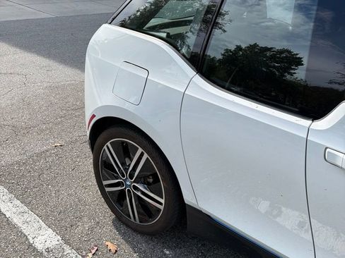 Used 2015 BMW i3 RWD image 10