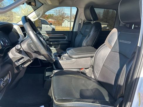 Used 2024 RAM 2500 Laramie image 10