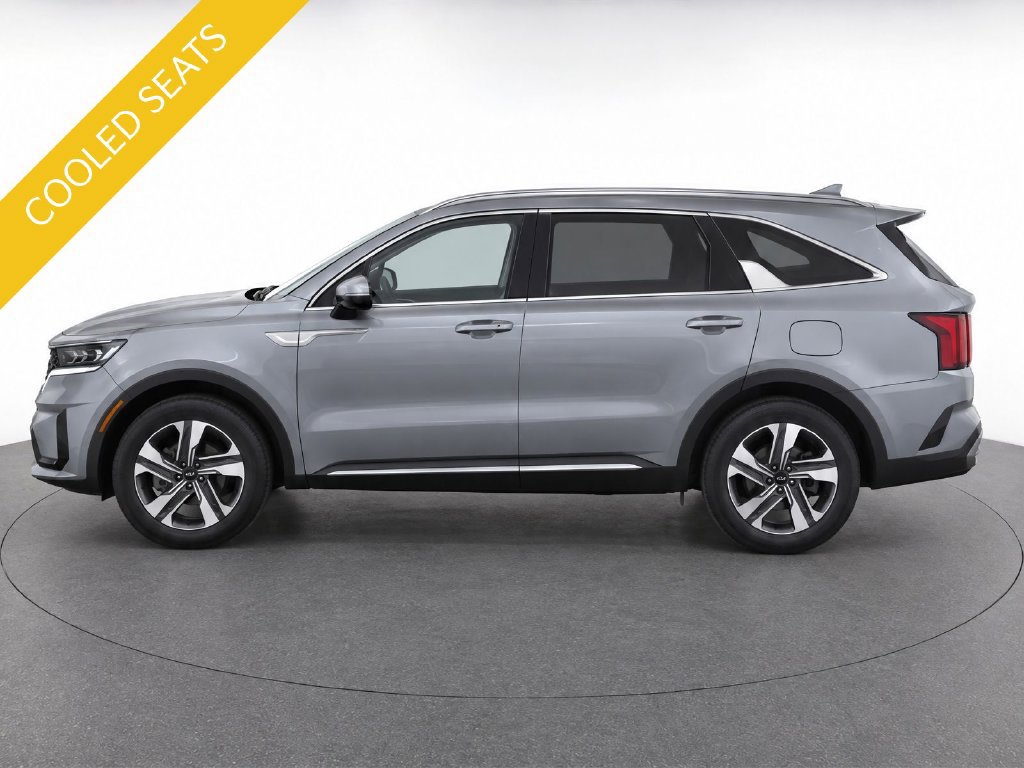 Certified 2023 Kia Sorento SX Prestige w/ Panoramic Sunroof Package AWD/4WD image 8