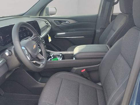 New 2026 Chevrolet Traverse LT w/ LPO, Floor Liner Package image 11