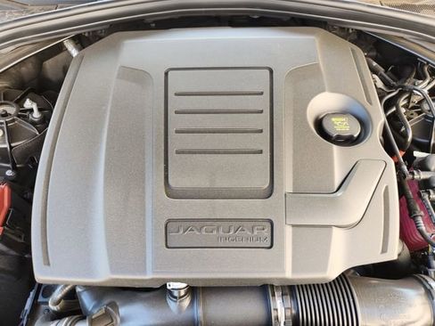 Used 2026 Jaguar F-PACE R-Dynamic S image 22