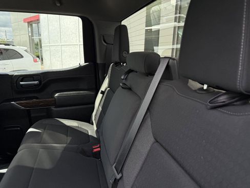 Used 2021 GMC Sierra 1500 Elevation w/ LPO, Elevation Black Package AWD/4WD image 17