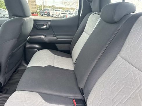 Used 2023 Toyota Tacoma TRD Sport image 14