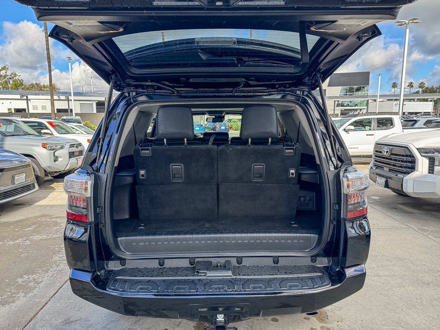 Certified 2023 Toyota 4Runner SR5 Premium w/ Moonroof Package AWD/4WD image 25