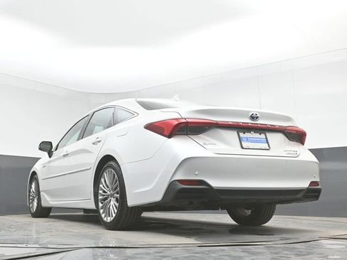 Used 2020 Toyota Avalon Limited w/ Advanced Safety Package image 46