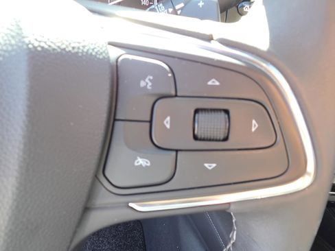 Used 2023 Buick Envision Avenir image 14