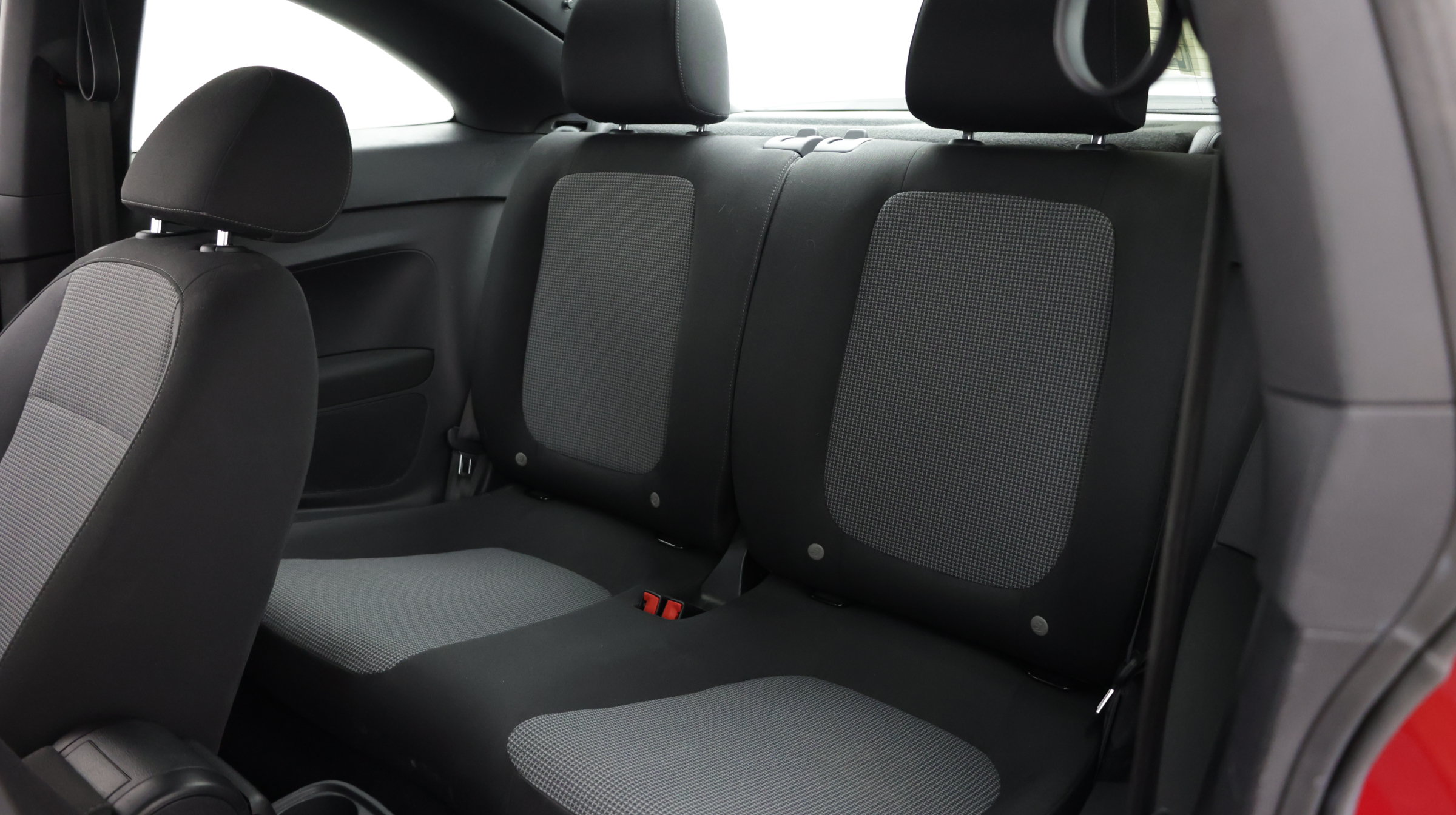 Used 2017 Volkswagen Beetle 1.8T Classic FWD image 14