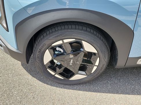 New 2027 Kia Seltos S FWD image 35