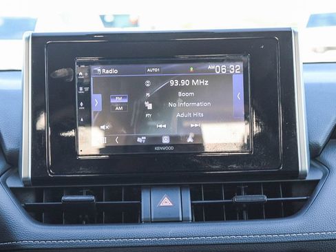 Used 2023 Toyota RAV4 LE FWD image 14