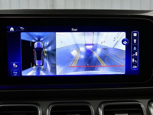 Used 2024 Mercedes-Benz GLS 450 4MATIC image 22