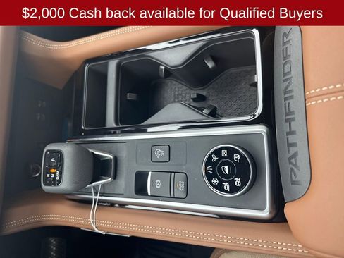 New 2026 Nissan Pathfinder Platinum image 24